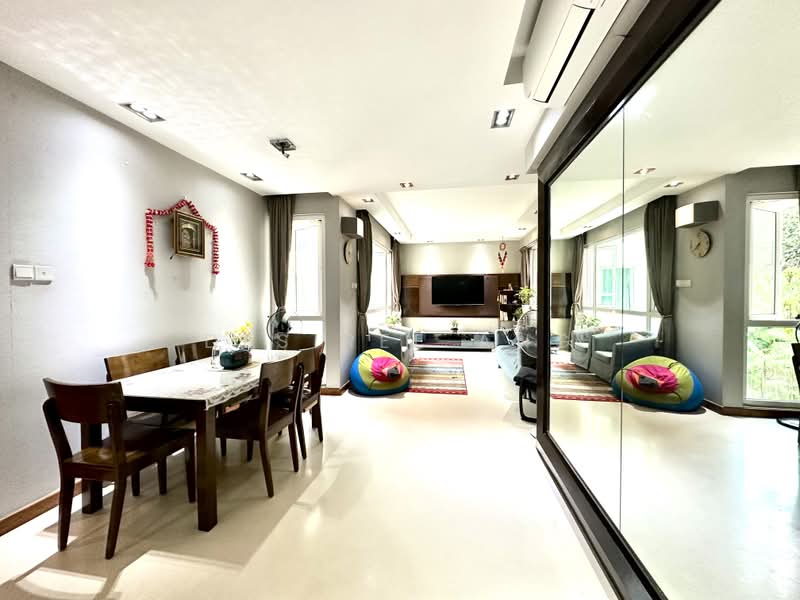 Savannah Condopark, 41 Simei Rise, 3 Bedrooms, 1,227 sqft, Condominium For Sale, by Desiree Ang, 500197380 - Dining Area - PropertyGuru.com.sg