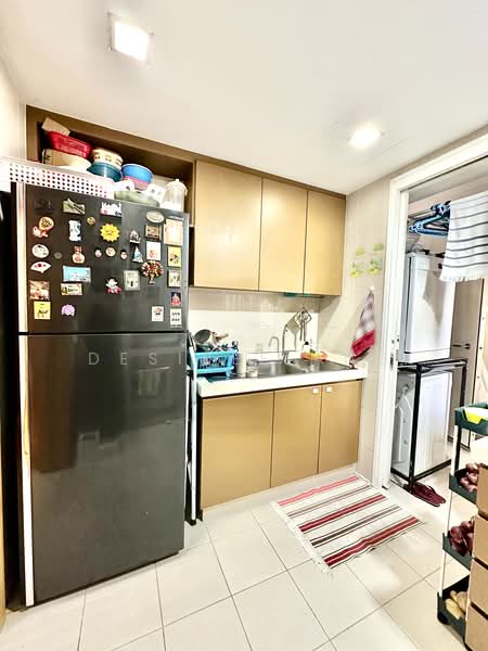 Savannah Condopark, 41 Simei Rise, 3 Bedrooms, 1,227 sqft, Condominium For Sale, by Desiree Ang, 500197380 - Kitchen - PropertyGuru.com.sg
