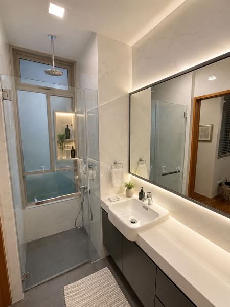 Glentrees, 11B Mount Sinai Lane, 5 Bedrooms, 3,671 sqft, Condominium For Sale, by Tiffany Yew, 500197385 - Bathroom - PropertyGuru.com.sg