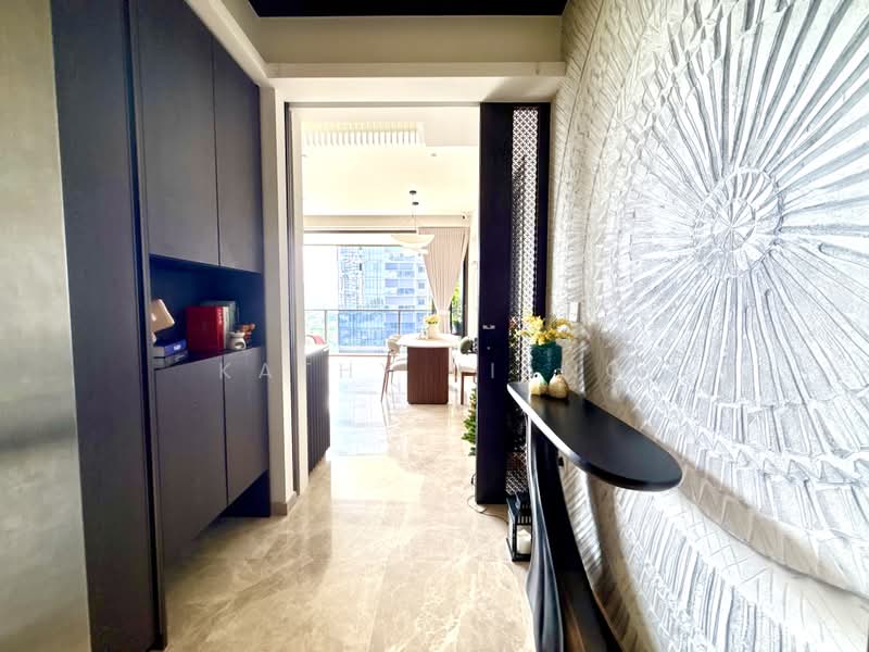LIV @ MB, 114D Arthur Road, 3 Bedrooms, 1,302 sqft, Condominium For Sale, by Kathy Jiang, 500197386 - Entrance - PropertyGuru.com.sg