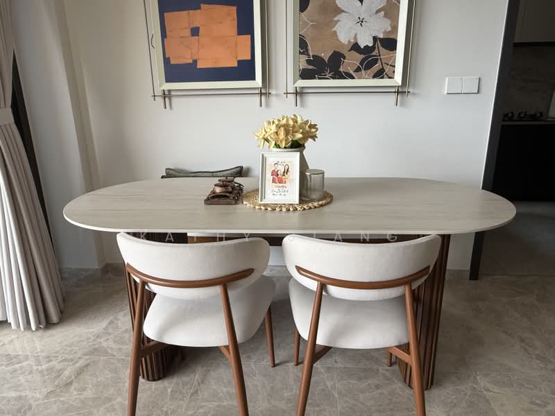 LIV @ MB, 114D Arthur Road, 3 Bedrooms, 1,302 sqft, Condominium For Sale, by Kathy Jiang, 500197386 - Dining Room - PropertyGuru.com.sg