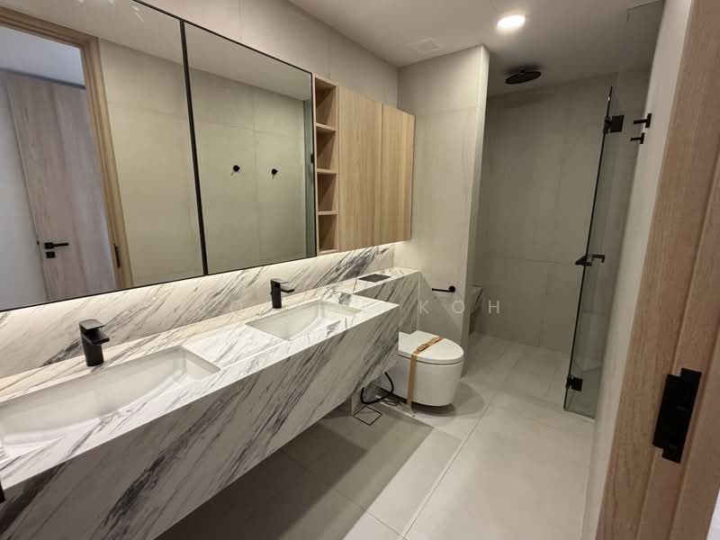 Kheam Hock Road, , 6 Bedrooms, 8,562 sqft, Semi-Detached House For Sale, by Jolene Koh, 500197390 - Bathroom - PropertyGuru.com.sg