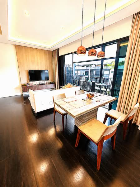 Village @ Pasir Panjang, 463 Pasir Panjang Road, 4 Bedrooms, 2,024 sqft, Condominium For Sale, by Chloe Chang, 500197409 - Living Room - PropertyGuru.com.sg