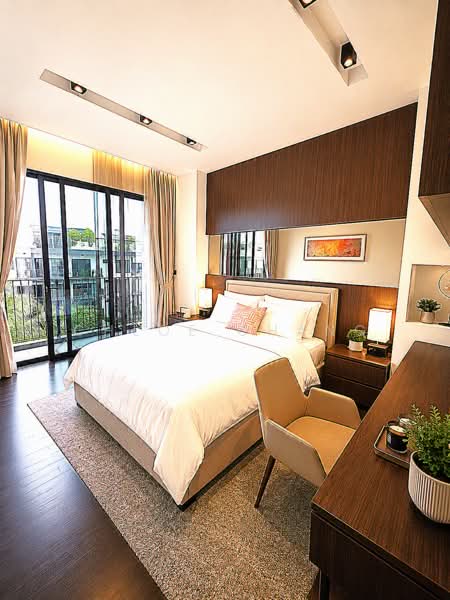 Village @ Pasir Panjang, 463 Pasir Panjang Road, 4 Bedrooms, 2,024 sqft, Condominium For Sale, by Chloe Chang, 500197409 - Bedroom - PropertyGuru.com.sg