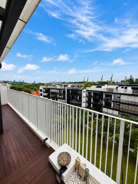 Village @ Pasir Panjang, 463 Pasir Panjang Road, 4 Bedrooms, 2,024 sqft, Condominium For Sale, by Chloe Chang, 500197409 - Balcony - PropertyGuru.com.sg