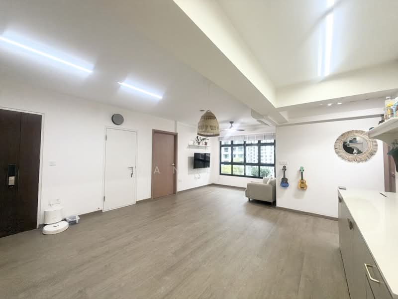 415C Northshore Drive, 415C Northshore Drive, 3 Bedrooms, 1,011 sqft, HDB Flat For Sale, by Ian Lim, 500197436 - Living Room - PropertyGuru.com.sg