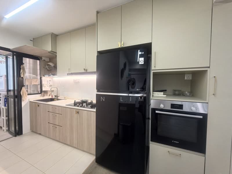 415C Northshore Drive, 415C Northshore Drive, 3 Bedrooms, 1,011 sqft, HDB Flat For Sale, by Ian Lim, 500197436 - Kitchen - PropertyGuru.com.sg