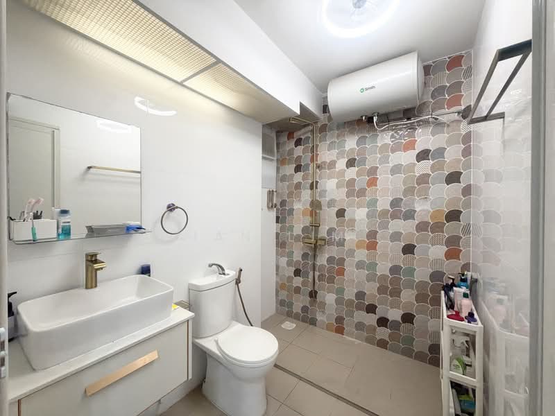 415C Northshore Drive, 415C Northshore Drive, 3 Bedrooms, 1,011 sqft, HDB Flat For Sale, by Ian Lim, 500197436 - Bathroom - PropertyGuru.com.sg