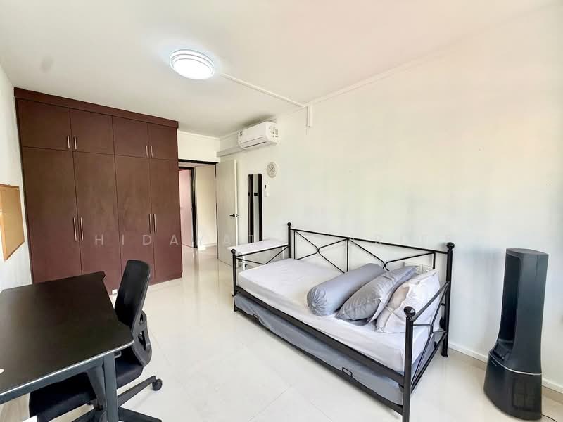 228 Choa Chu Kang Central, 228 Choa Chu Kang Central, 4 Bedrooms, 1,313 sqft, HDB Flat For Sale, by Hidayat Shariff, 500197438 - Bedroom - PropertyGuru.com.sg