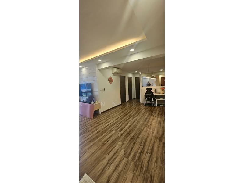 502B Yishun Street 51, 502B Yishun Street 51, 3 Bedrooms, 990 sqft, HDB Flat For Sale, by Kenn Lim, 500197441 - Living Room - PropertyGuru.com.sg
