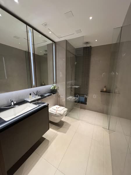 One Marina Gardens, 3 Marina Gardens Lane, 3 Bedrooms, 1,238 sqft, Apartment For Sale, by Keith Ong, 500197447 - Bathroom - PropertyGuru.com.sg
