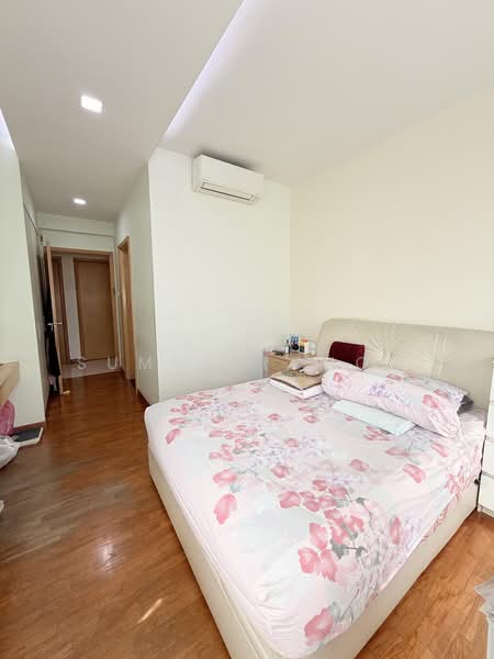 Lakeholmz, 80 Corporation Road, 4 Bedrooms, 1,507 sqft, Condominium For Sale, by Summer Chow, 500197448 - Bedroom - PropertyGuru.com.sg