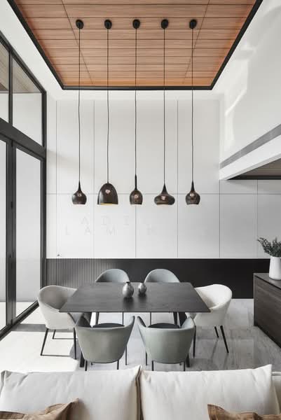 Sloane Residences, 17 Balmoral Road, 3 Bedrooms, 1,249 sqft, Condominium For Sale, by Adelyn Lam 林美仪, 500197449 - Dining Room - PropertyGuru.com.sg