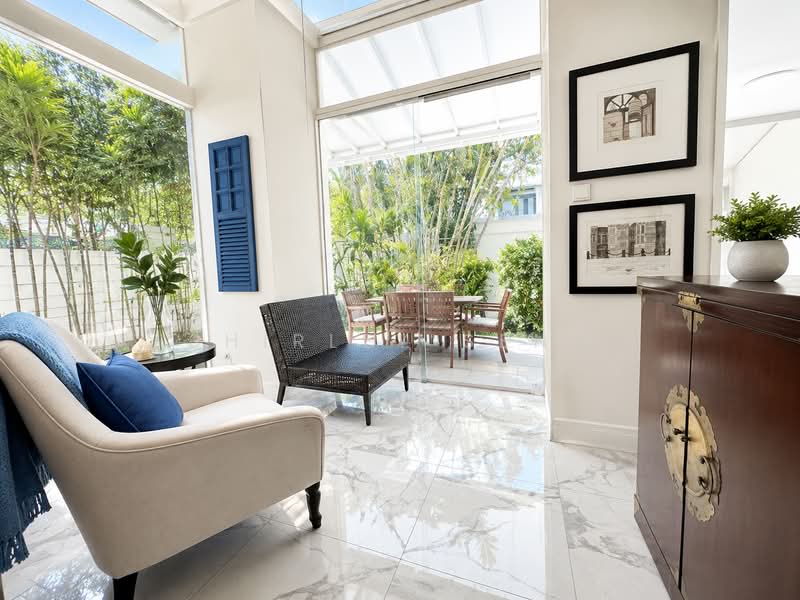 Holland Grove, 44 Holland Grove View, 5 Bedrooms, 2,152 sqft, Detached House For Sale, by Shirley Seng, 500197456 - Living Room - PropertyGuru.com.sg