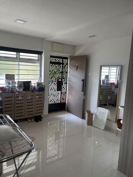 371 Tampines Street 34, 371 Tampines Street 34, Room Rental, 150 sqft, HDB Flat For Rent, by Roy Schirmer, 500197462 - Entrance - PropertyGuru.com.sg