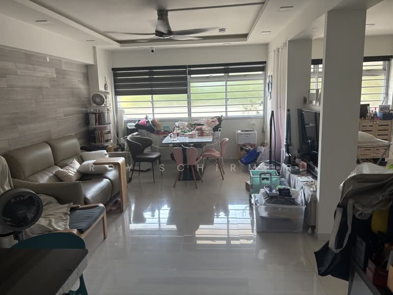 371 Tampines Street 34, 371 Tampines Street 34, Room Rental, 150 sqft, HDB Flat For Rent, by Roy Schirmer, 500197462 - Living Room - PropertyGuru.com.sg