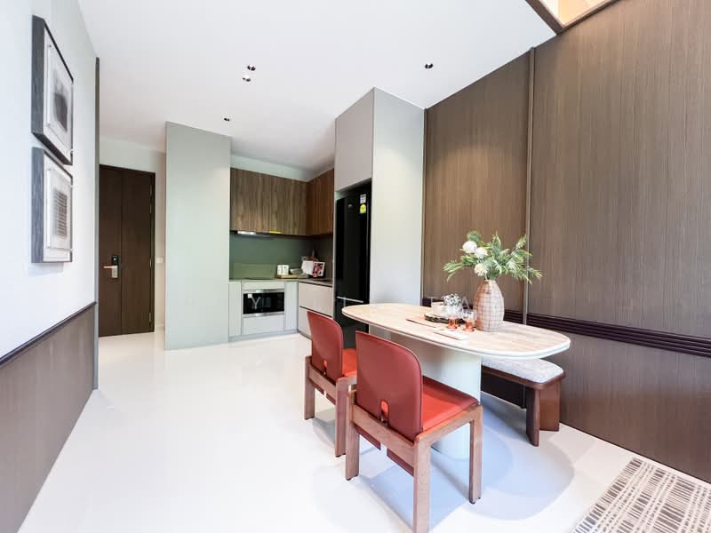 Parksuites, 18 Holland Grove Road, 1 Bedroom, 624 sqft, Condominium For Sale, by Phyllis Tan, 500197469 - Kitchen - PropertyGuru.com.sg