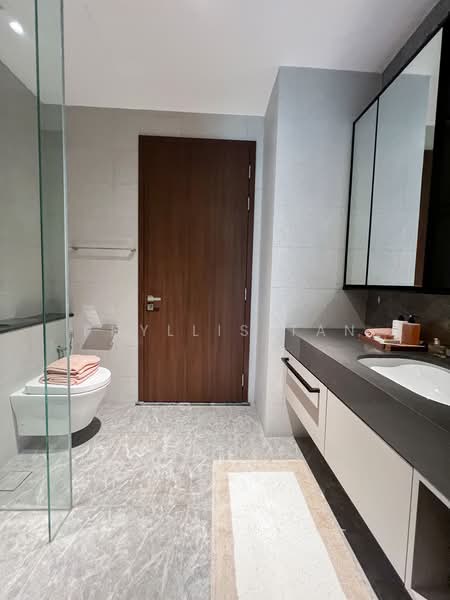 Parksuites, 18 Holland Grove Road, 1 Bedroom, 624 sqft, Condominium For Sale, by Phyllis Tan, 500197469 - Bathroom - PropertyGuru.com.sg