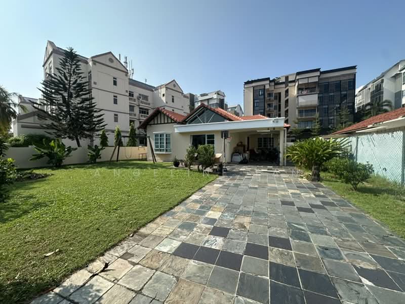 98 Lorong M Telok Kurau, , 4 Bedrooms, 3,500 sqft, Detached House For Rent, by Angeline Tan, 500197475 - Exterior - PropertyGuru.com.sg