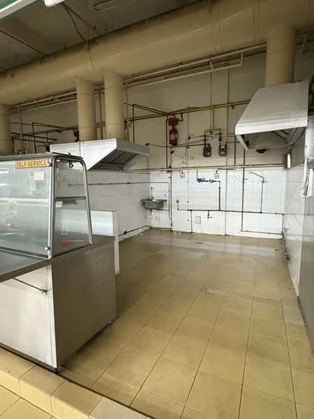 Kb Industrial Building, 10 Kaki Bukit Road 1, 250 sqft, Factory / Workshop (B2) For Rent, by Daryl Wong, 500197477 - Kitchen - CommercialGuru.com.sg