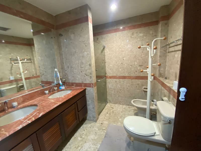 Maple Woods, 991 Bukit Timah Road, Room Rental, 150 sqft, Condominium For Rent, by Leen Yap, 500197481 - Bathroom - PropertyGuru.com.sg