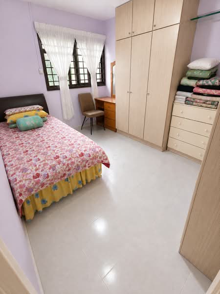 208 Boon Lay Place, 208 Boon Lay Place, 2 Bedrooms, 699 sqft, HDB Flat For Sale, by Noor Saliefah, 500197483 - Bedroom - PropertyGuru.com.sg