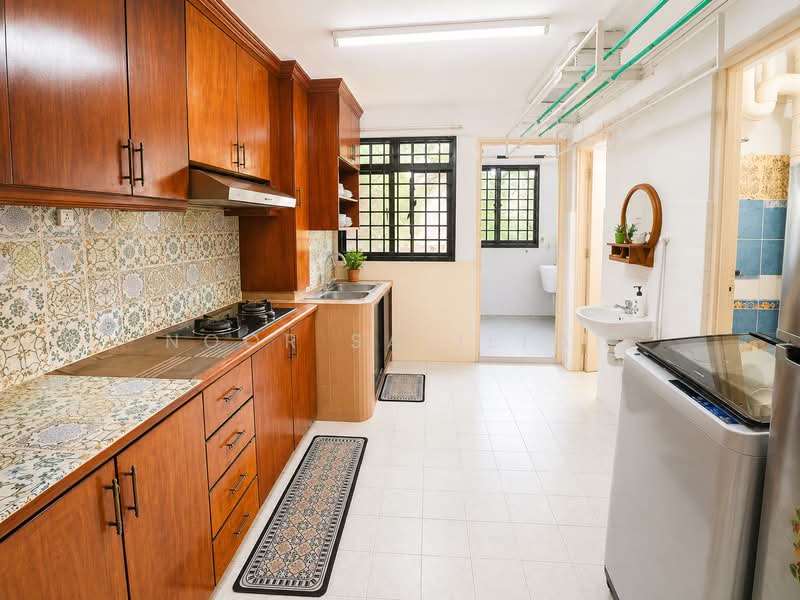 208 Boon Lay Place, 208 Boon Lay Place, 2 Bedrooms, 699 sqft, HDB Flat For Sale, by Noor Saliefah, 500197483 - Kitchen - PropertyGuru.com.sg
