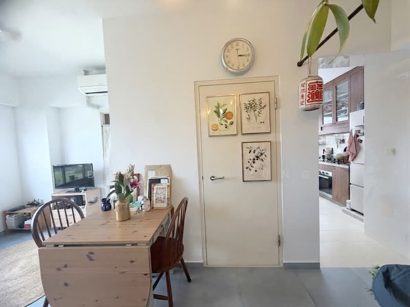 222A Sumang Lane, 222A Sumang Lane, 1 Bedroom, 517 sqft, HDB Flat For Sale, by Desiree Leung, 500197491 - Dining Room - PropertyGuru.com.sg