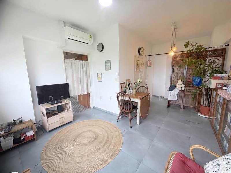 222A Sumang Lane, 222A Sumang Lane, 1 Bedroom, 517 sqft, HDB Flat For Sale, by Desiree Leung, 500197491 - Living Room - PropertyGuru.com.sg