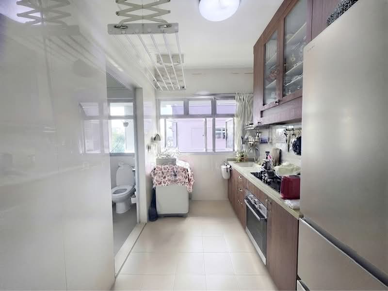 222A Sumang Lane, 222A Sumang Lane, 1 Bedroom, 517 sqft, HDB Flat For Sale, by Desiree Leung, 500197491 - Kitchen - PropertyGuru.com.sg