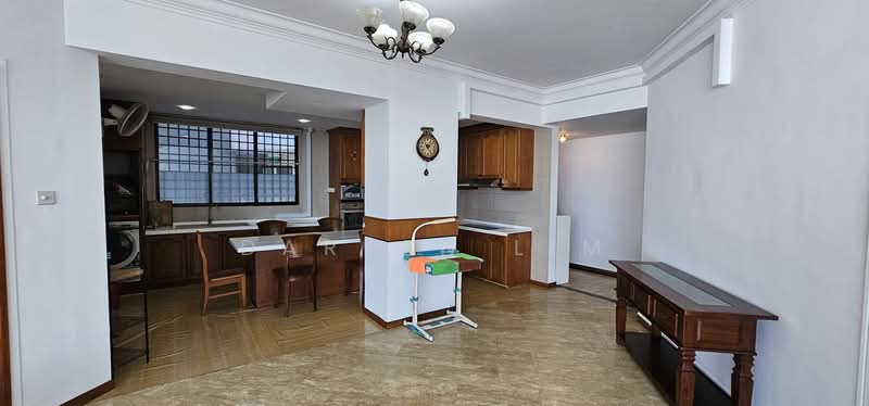 Parc Oasis, 35 Jurong East Avenue 1, 3 Bedrooms, 1,227 sqft, Condominium For Sale, by Darren Lim, 500197499 - Kitchen - PropertyGuru.com.sg