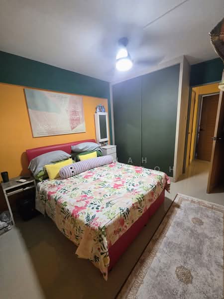 711 Yishun Avenue 5, 711 Yishun Avenue 5, 2 Bedrooms, 721 sqft, HDB Flat For Sale, by Hasnah Hassan Goh, 500197504 - Bedroom - PropertyGuru.com.sg