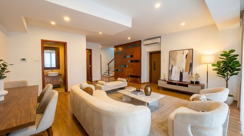 Lornie 18, 12 Lornie Road, 5 Bedrooms, 4,758 sqft, Cluster House For Rent, by Warren Wu 吴晋全, 500197506 - Living Room - PropertyGuru.com.sg