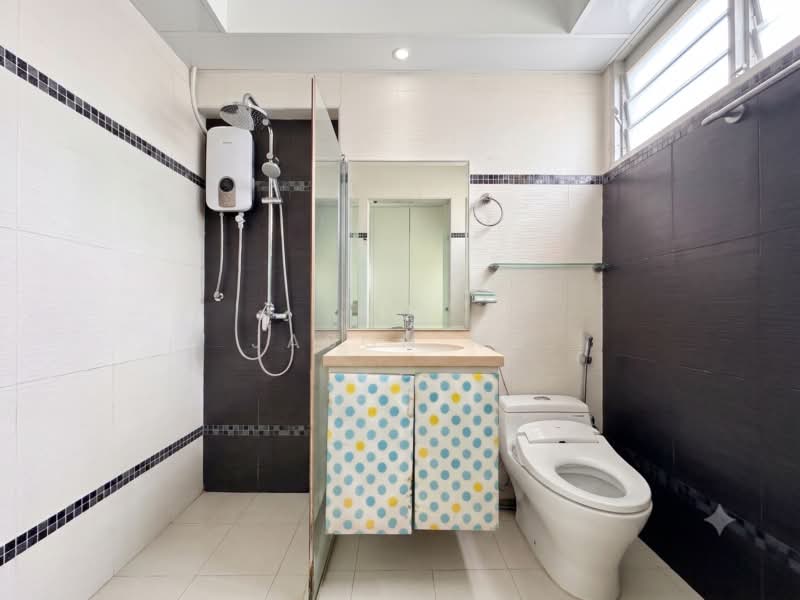 248 Bangkit Road, 248 Bangkit Road, 3 Bedrooms, 1,173 sqft, HDB Flat For Sale, by Jason Ng, 500197507 - Bathroom - PropertyGuru.com.sg