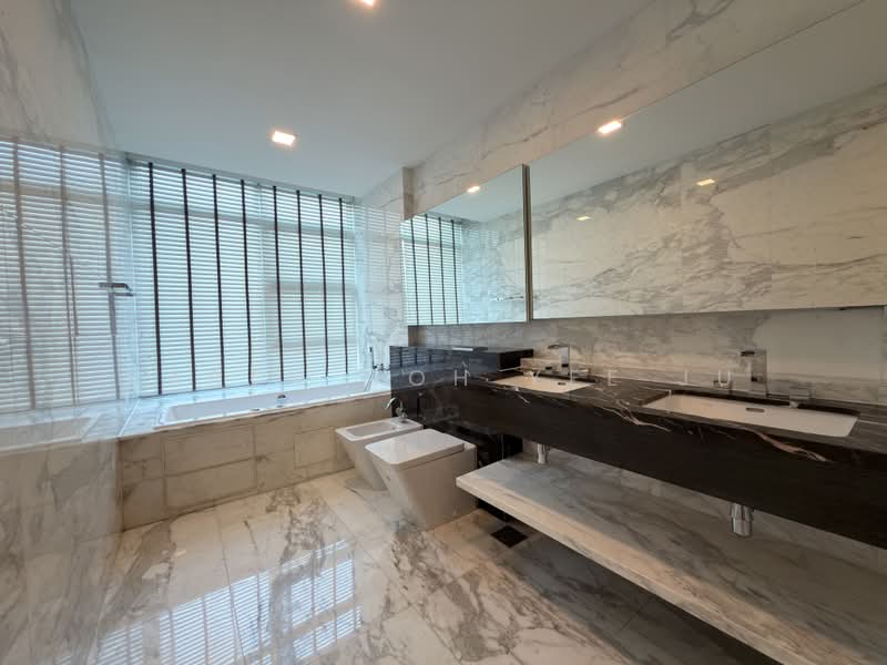 Residences @ Emerald Hill, 119 Emerald Hill Road, 5 Bedrooms, 5,791 sqft, Cluster House For Sale, by Karen Goh Yee Ju, 500197519 - Bathroom - PropertyGuru.com.sg