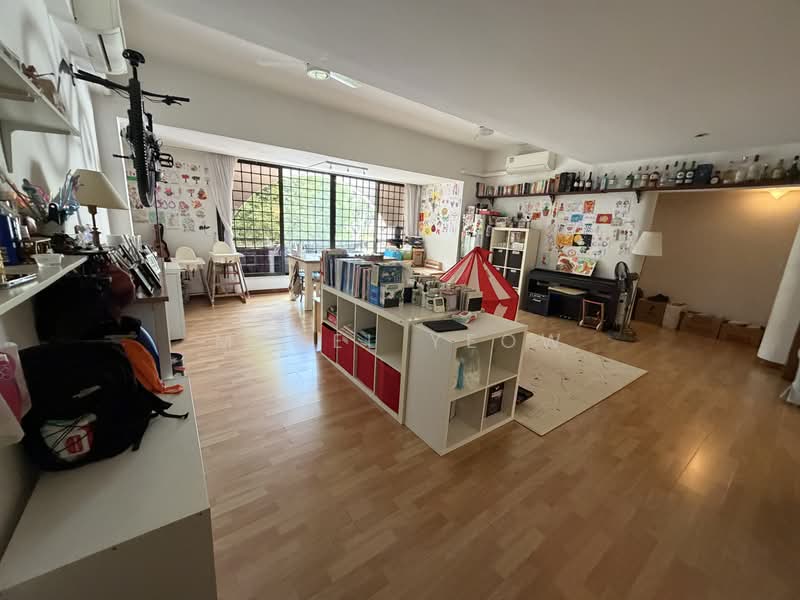 Oxley Garden, 5 Oxley Rise, 3 Bedrooms, 1,650 sqft, Apartment For Rent, by Mabel Yeow, 500197520 - Study - PropertyGuru.com.sg
