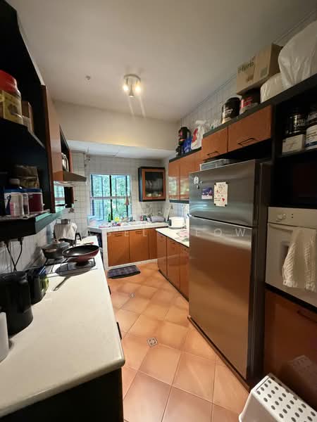 Oxley Garden, 5 Oxley Rise, 3 Bedrooms, 1,650 sqft, Apartment For Rent, by Mabel Yeow, 500197520 - Kitchen - PropertyGuru.com.sg