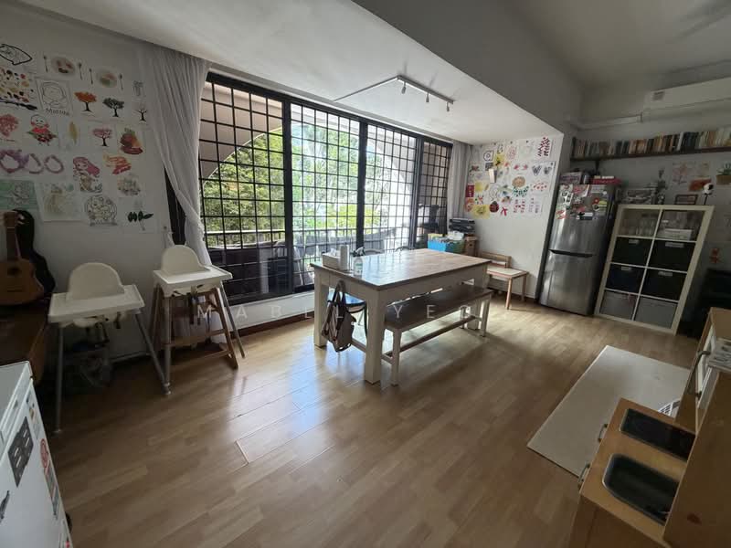 Oxley Garden, 5 Oxley Rise, 3 Bedrooms, 1,650 sqft, Apartment For Rent, by Mabel Yeow, 500197520 - PropertyGuru.com.sg