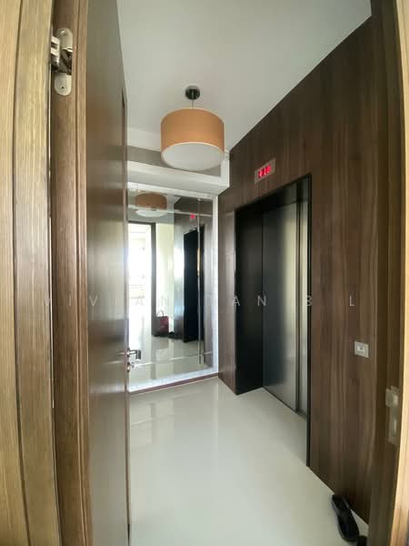 The Riverine By The Park, 398 Kallang Road, 4 Bedrooms, 1,776 sqft, Apartment For Rent, by Vivian Tan B L, 500197521 - Corridor - PropertyGuru.com.sg