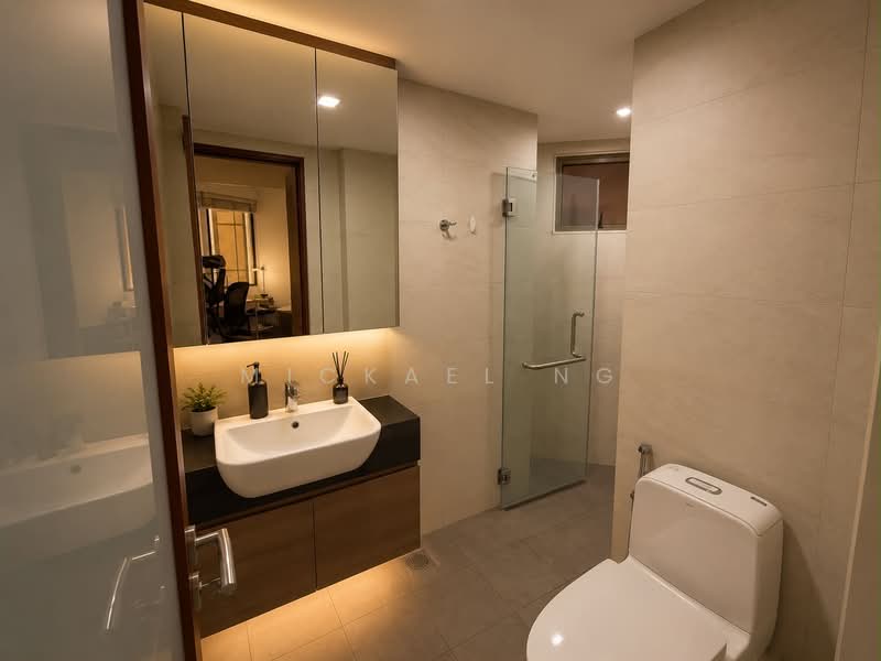 Villa Marina, 21 Jalan Sempadan, 3 Bedrooms, 1,249 sqft, Condominium For Sale, by Mickael Ng, 500197535 - Bathroom - PropertyGuru.com.sg