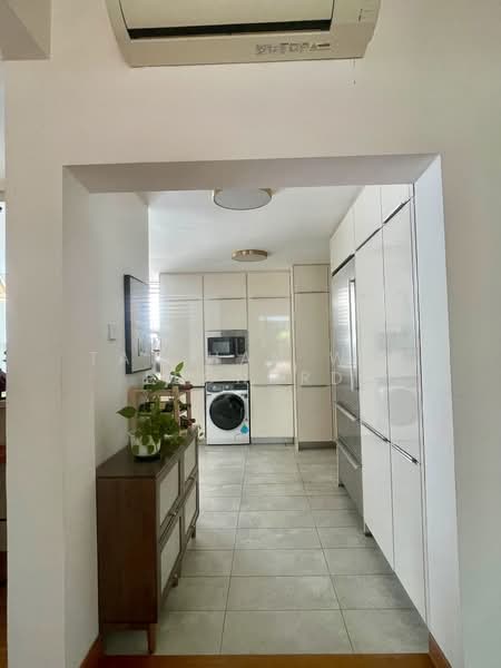 Euro-Asia Park, 25 Woodleigh Close, 4 Bedrooms, 2,077 sqft, Condominium For Rent, by Tan Han Wei Leonard, 500197541 - Kitchen - PropertyGuru.com.sg