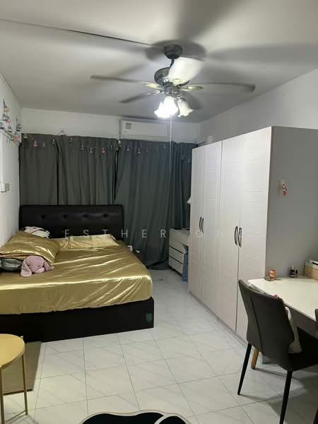 People's Park Complex, 1 Park Road, Room Rental, 150 sqft, Apartment For Rent, by Esther Ong, 500197550 - Bedroom - PropertyGuru.com.sg