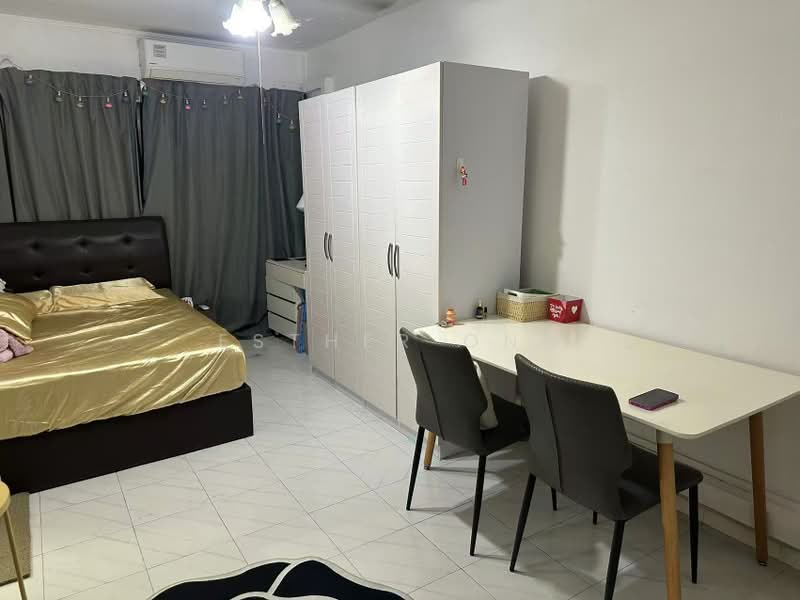 People's Park Complex, 1 Park Road, Room Rental, 150 sqft, Apartment For Rent, by Esther Ong, 500197550 - Bedroom - PropertyGuru.com.sg
