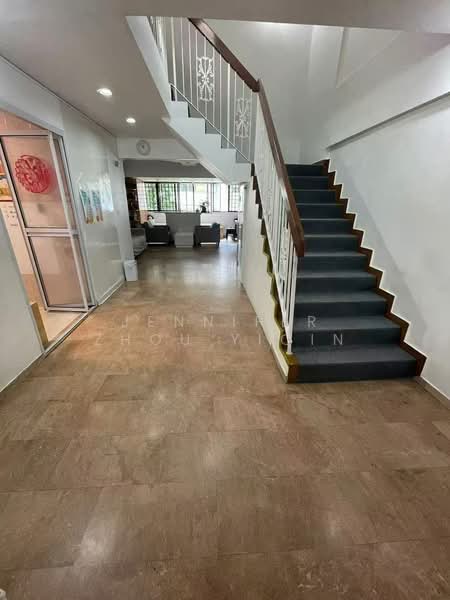 512 Bukit Batok Street 52, 512 Bukit Batok Street 52, 3 Bedrooms, 1,571 sqft, HDB Flat For Sale, by Jennifer Zhou Yiqin, 500197555 - Entrance - PropertyGuru.com.sg