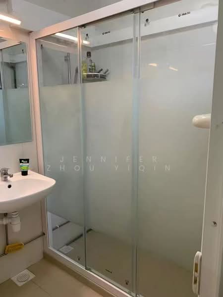 512 Bukit Batok Street 52, 512 Bukit Batok Street 52, 3 Bedrooms, 1,571 sqft, HDB Flat For Sale, by Jennifer Zhou Yiqin, 500197555 - Bathroom - PropertyGuru.com.sg