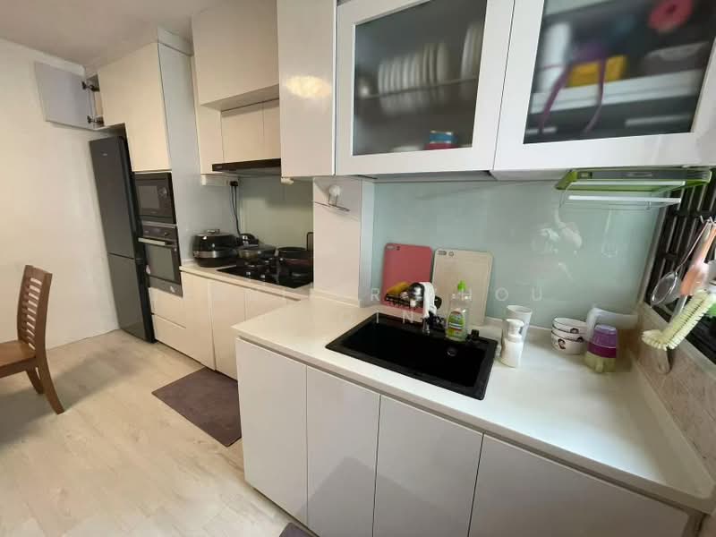 512 Bukit Batok Street 52, 512 Bukit Batok Street 52, 3 Bedrooms, 1,571 sqft, HDB Flat For Sale, by Jennifer Zhou Yiqin, 500197555 - Kitchen - PropertyGuru.com.sg