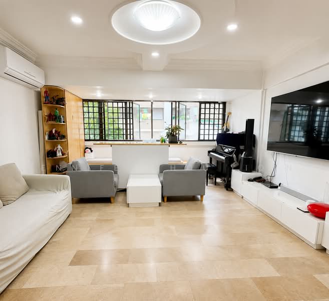 512 Bukit Batok Street 52, 512 Bukit Batok Street 52, 3 Bedrooms, 1,571 sqft, HDB Flat For Sale, by Jennifer Zhou Yiqin, 500197555 - Living Room - PropertyGuru.com.sg