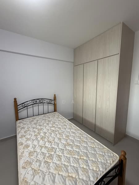 23 Hougang Avenue 3, 23 Hougang Avenue 3, Room Rental, 131 sqft, HDB Flat For Rent, by Glenda Wee, 500197562 - Bedroom - PropertyGuru.com.sg