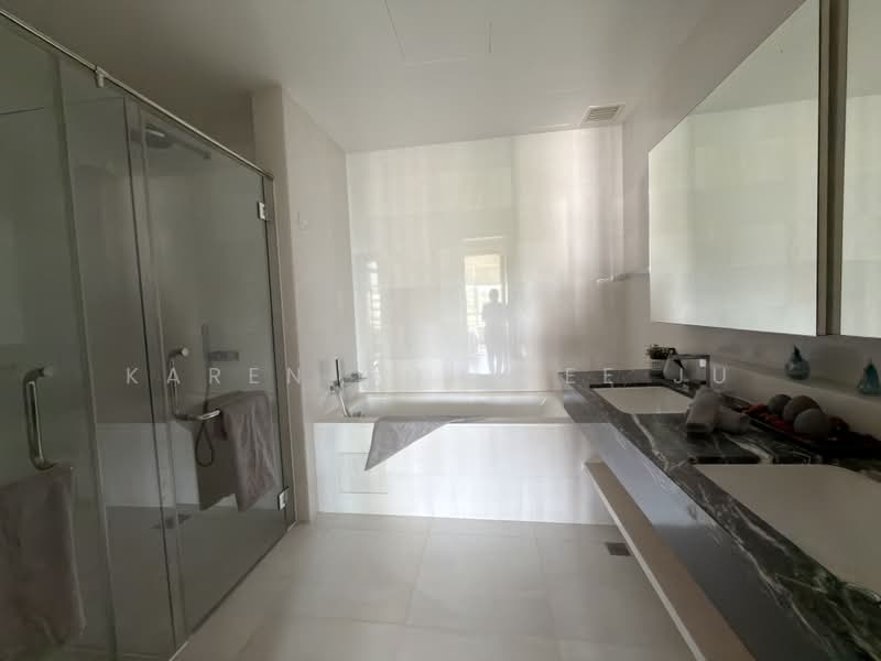Residences @ Emerald Hill, 119 Emerald Hill Road, 4 Bedrooms, 2,282 sqft, Condominium For Sale, by Karen Goh Yee Ju, 500197567 - Bathroom - PropertyGuru.com.sg