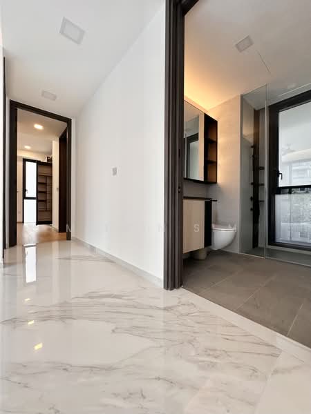 Jervois Mansion, 10 Jervois Close, 3 Bedrooms, 1,464 sqft, Condominium For Rent, by Melvin Sim, 500197579 - Corridor - PropertyGuru.com.sg
